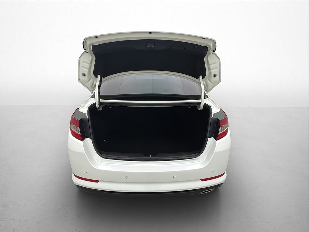 Vehicle Image 30