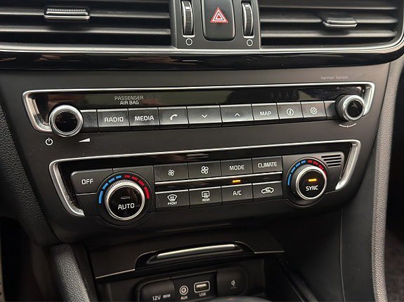 Vehicle Image 28