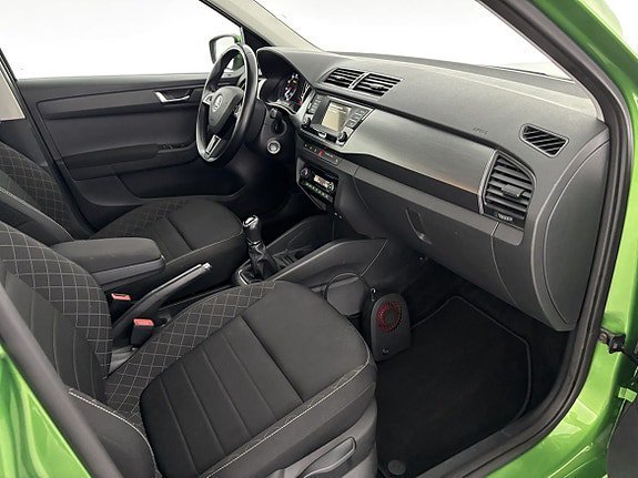Vehicle Image 22