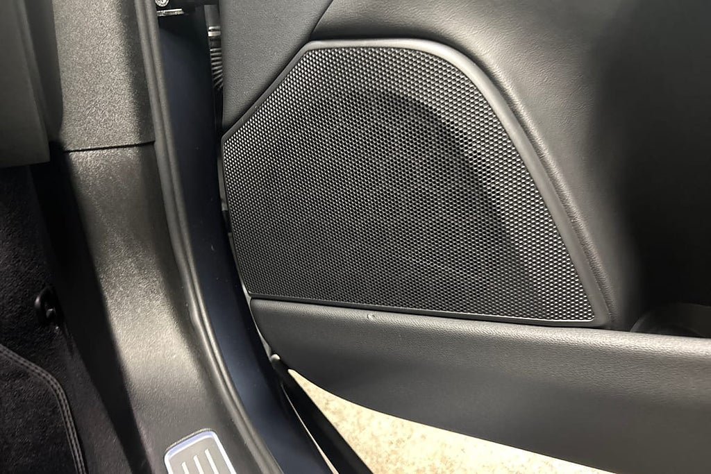 Vehicle Image 24