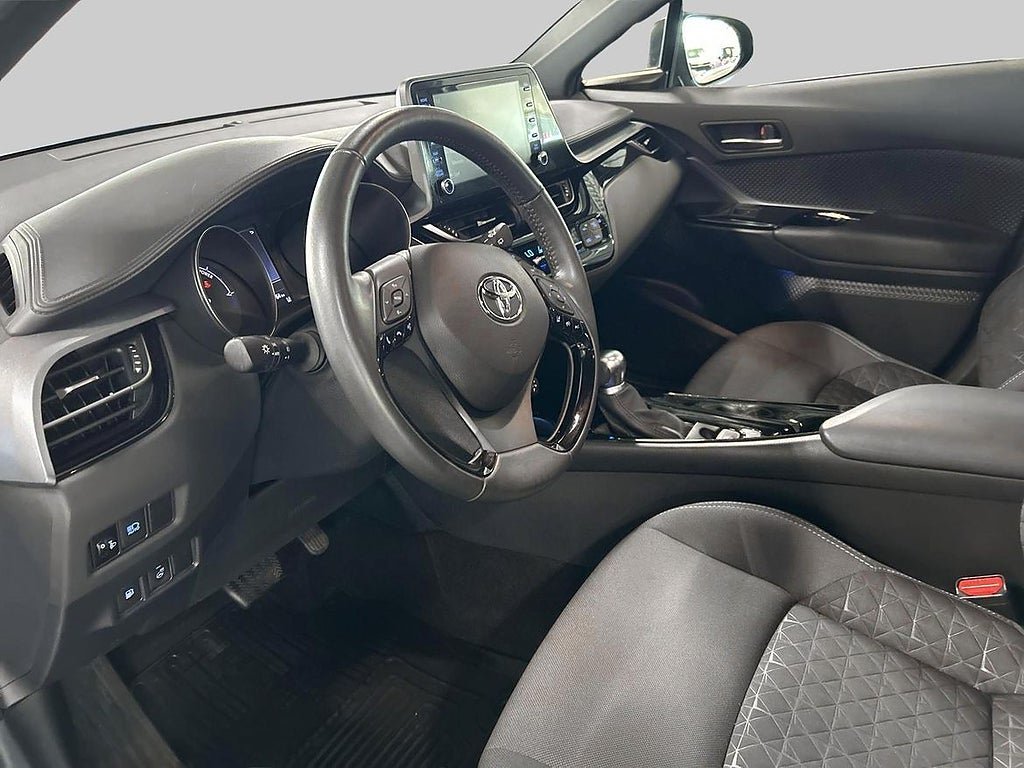 Vehicle Image 14