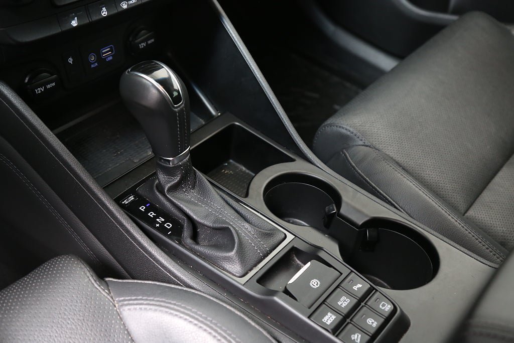 Vehicle Image 18