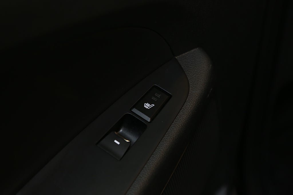 Vehicle Image 26