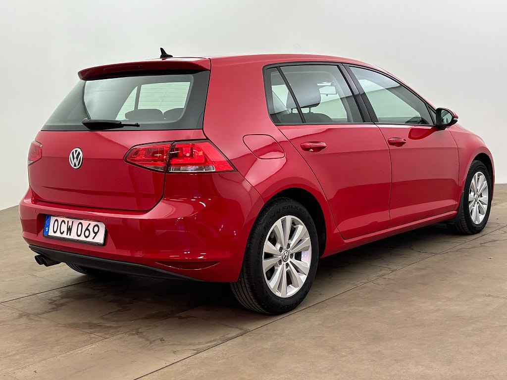 Vehicle Image 6