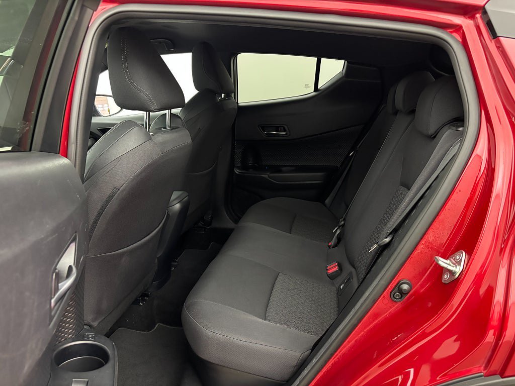 Vehicle Image 13