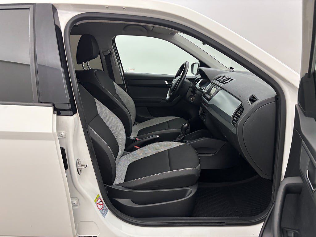 Vehicle Image 20
