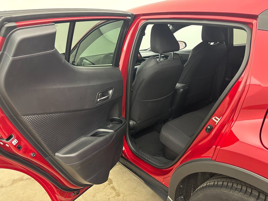 Vehicle Image 15