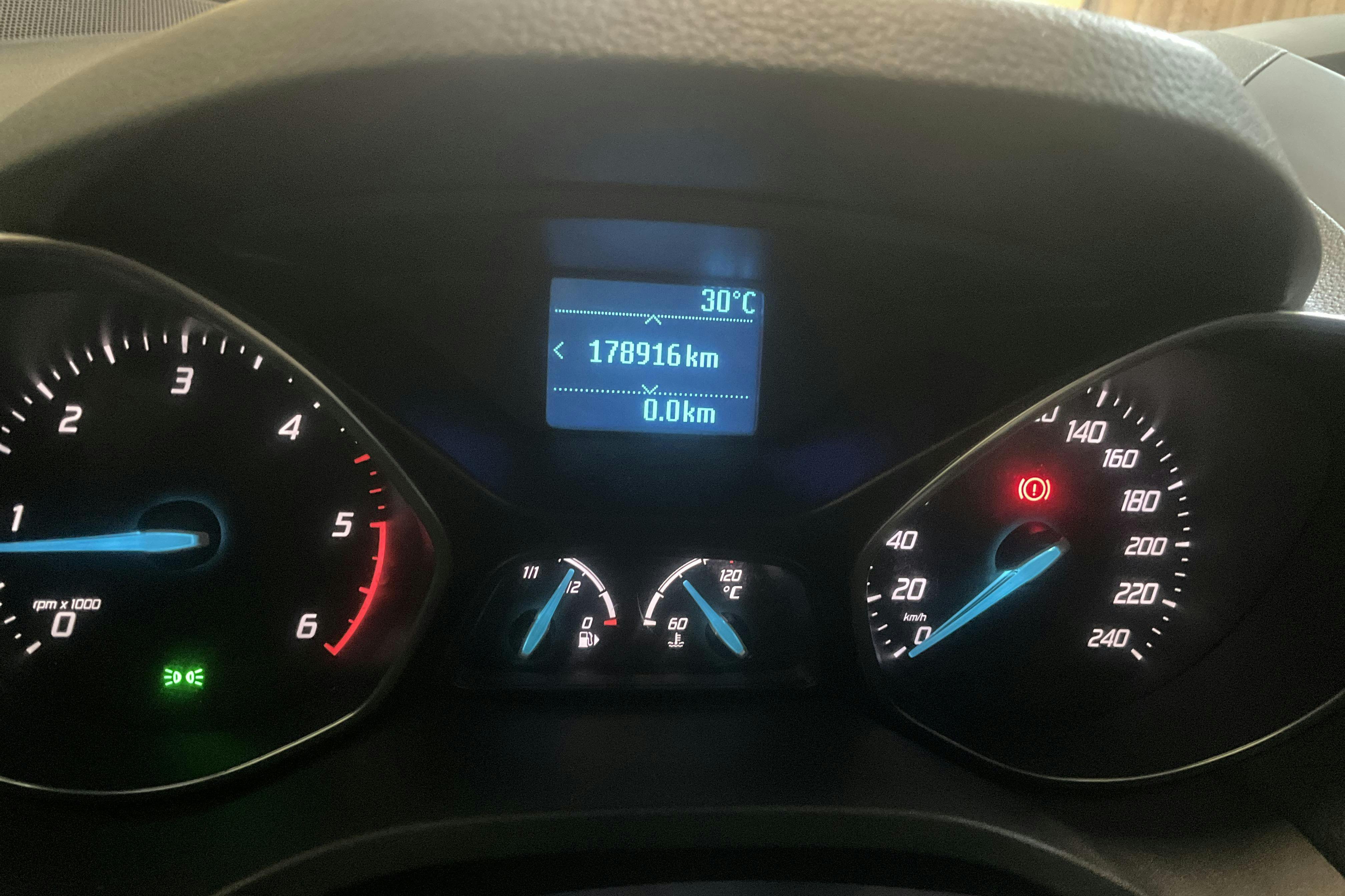 Vehicle Image 10
