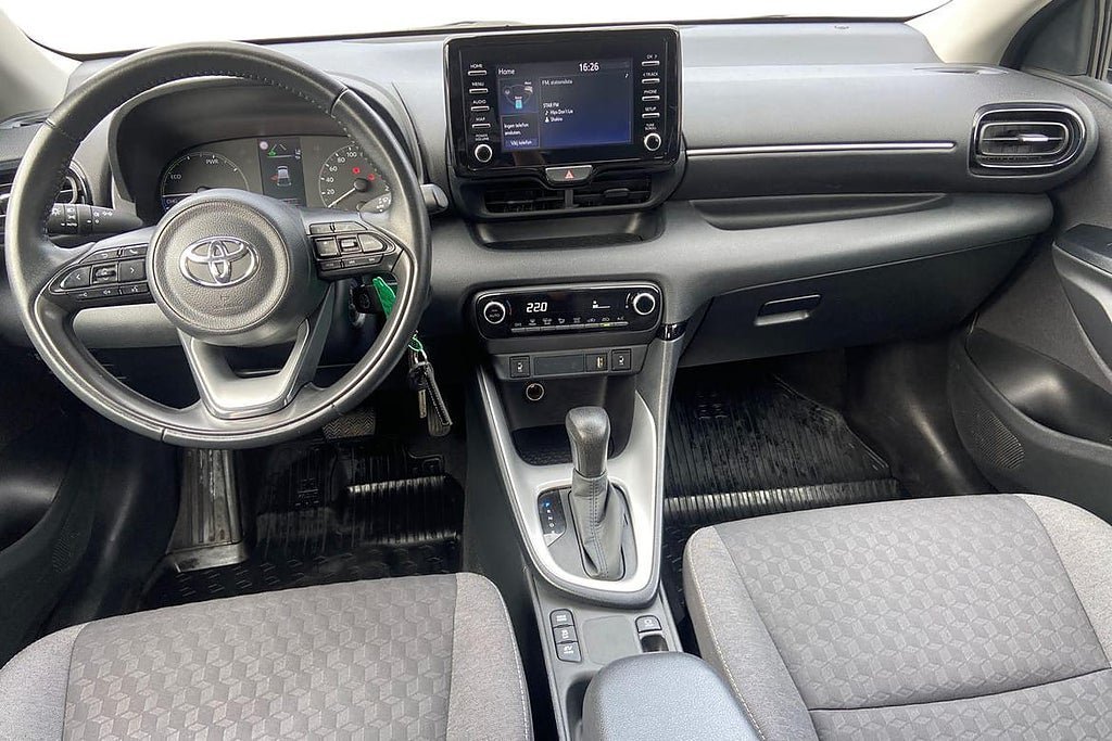 Vehicle Image 10