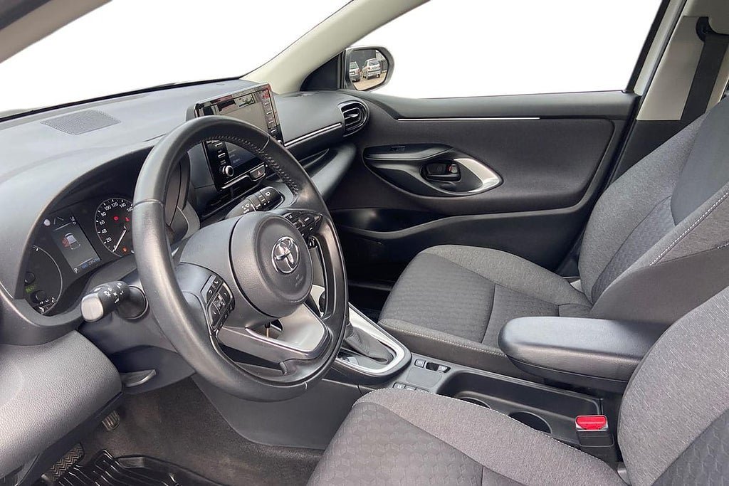 Vehicle Image 14