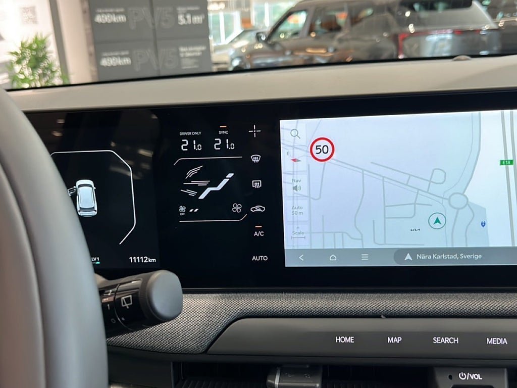 Vehicle Image 13