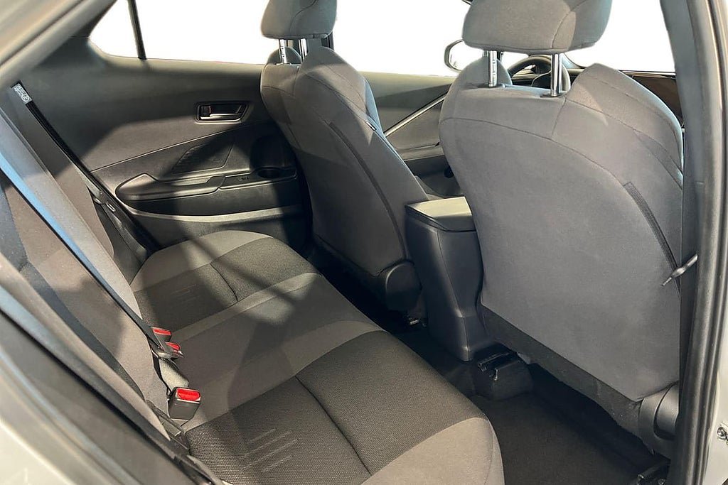 Vehicle Image 9
