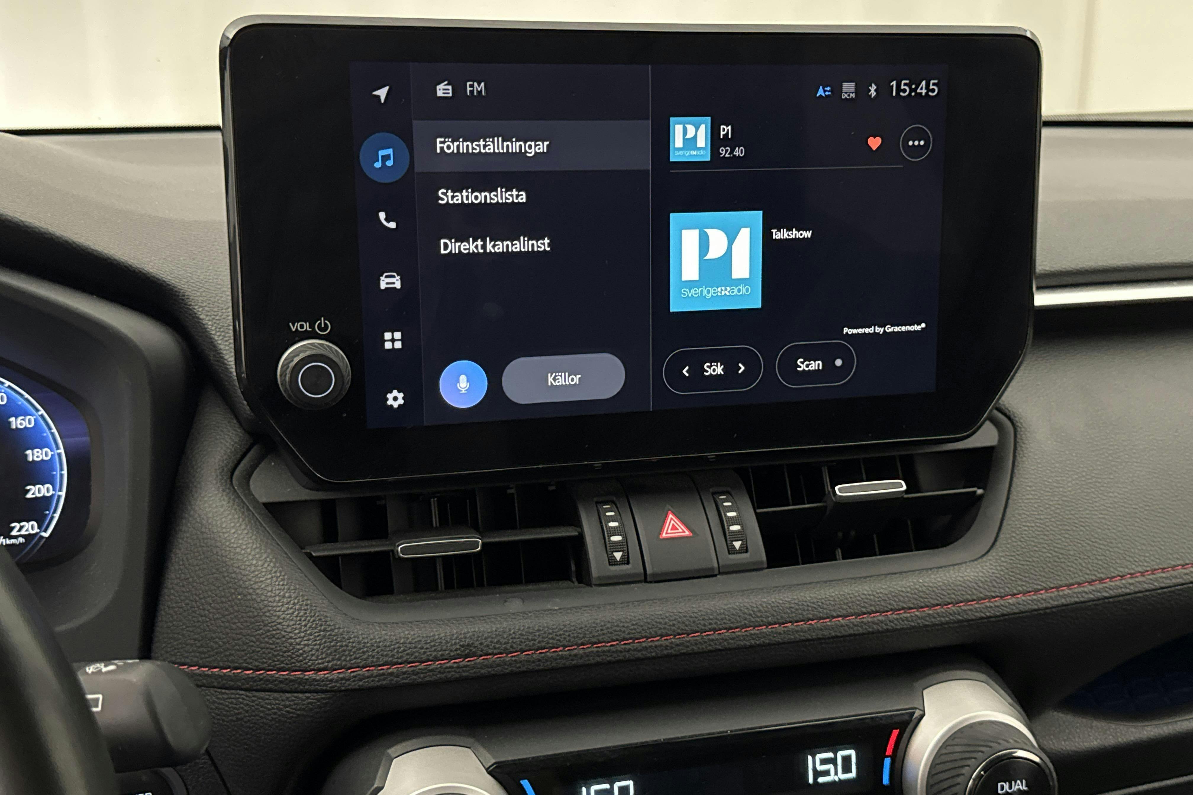 Vehicle Image 12