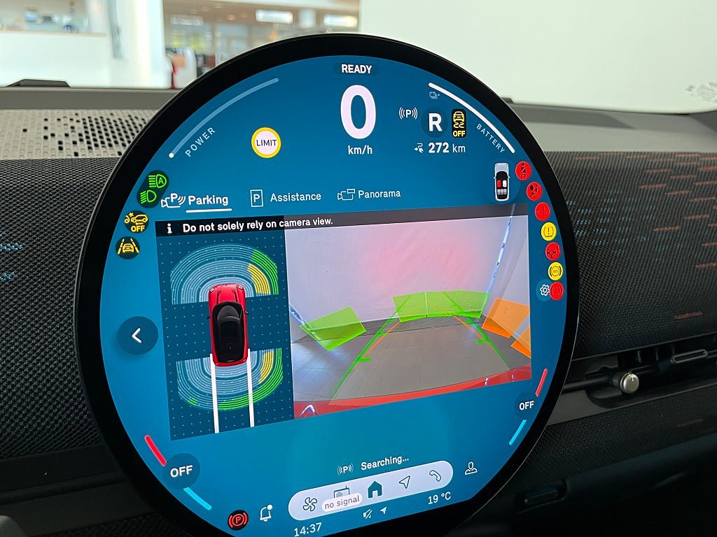 Vehicle Image 9