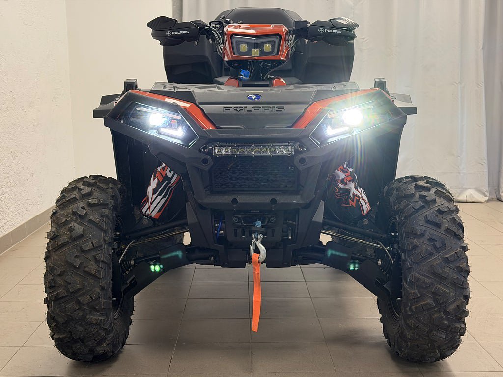 Vehicle Image 8
