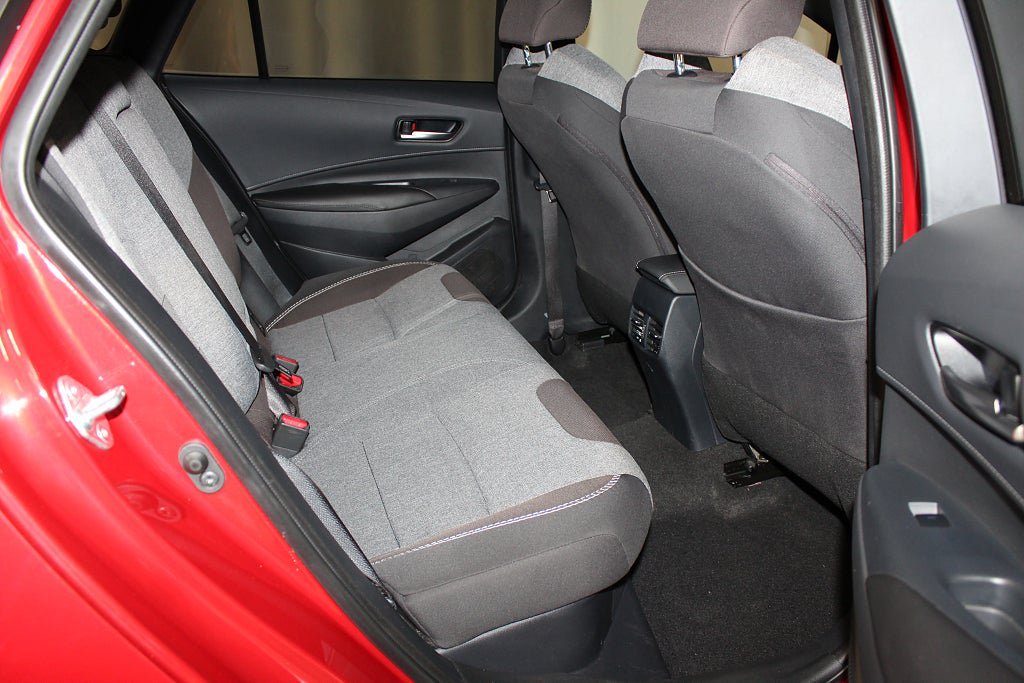Vehicle Image 23
