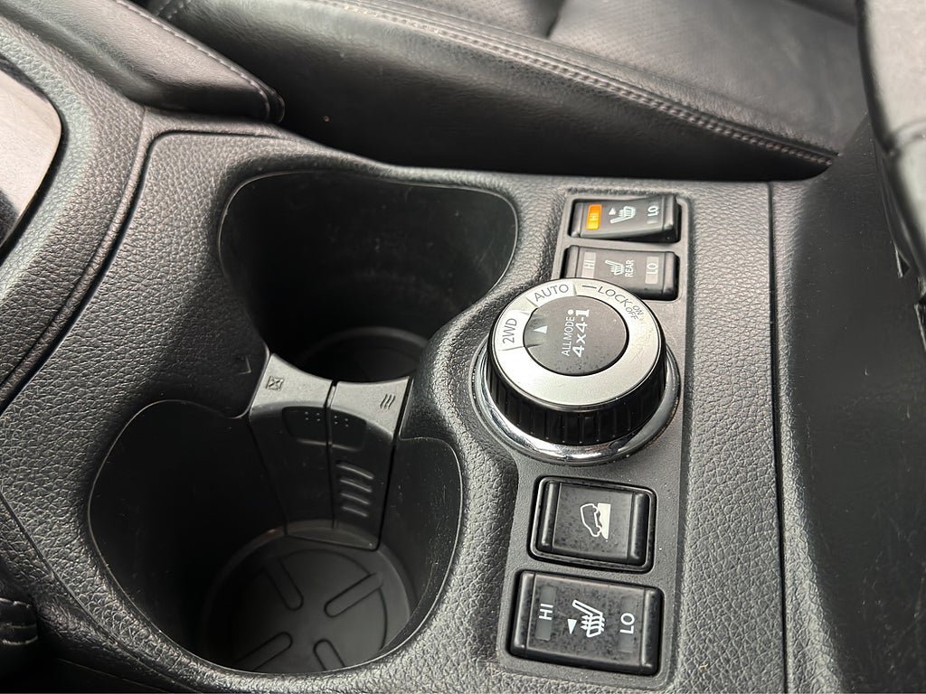 Vehicle Image 28