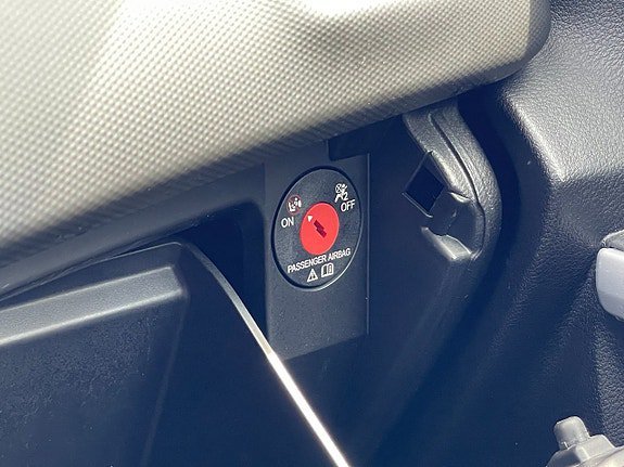 Vehicle Image 26