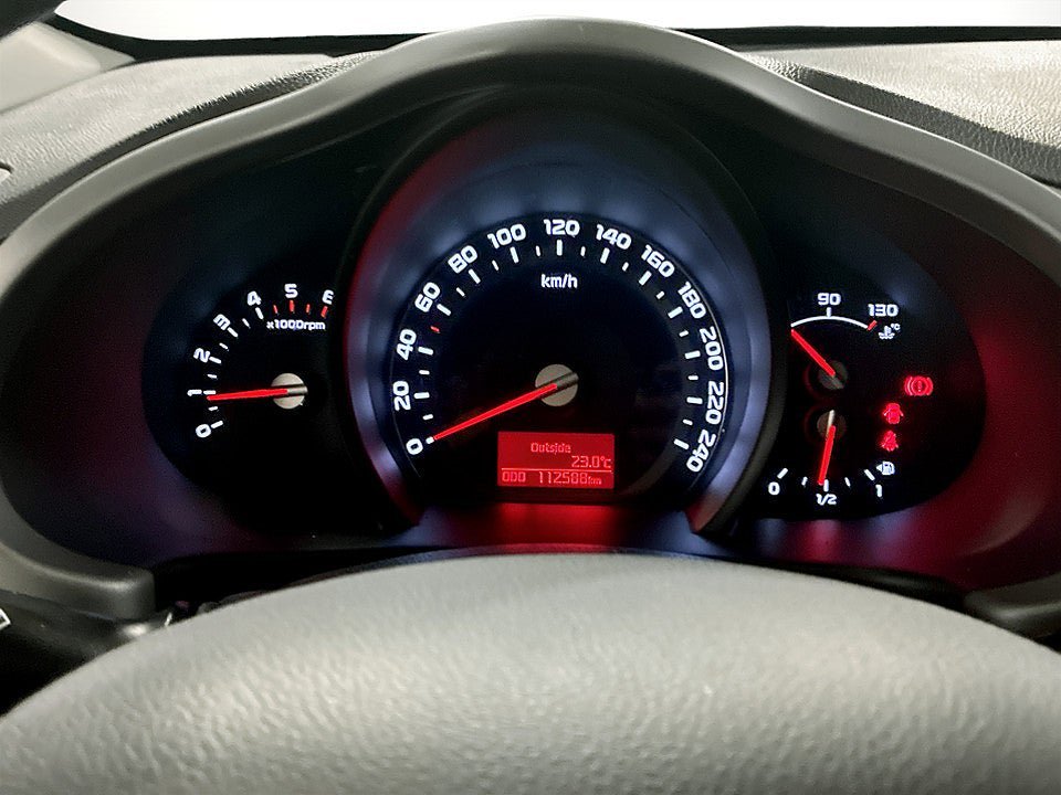 Vehicle Image 9