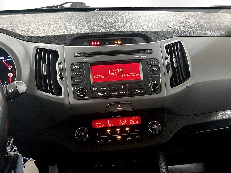 Vehicle Image 11