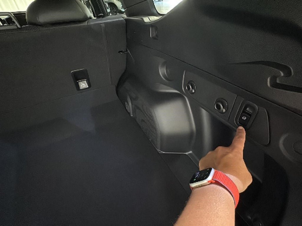 Vehicle Image 22