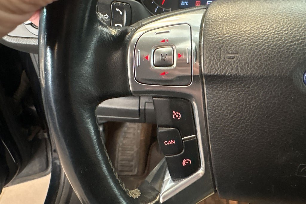 Vehicle Image 18