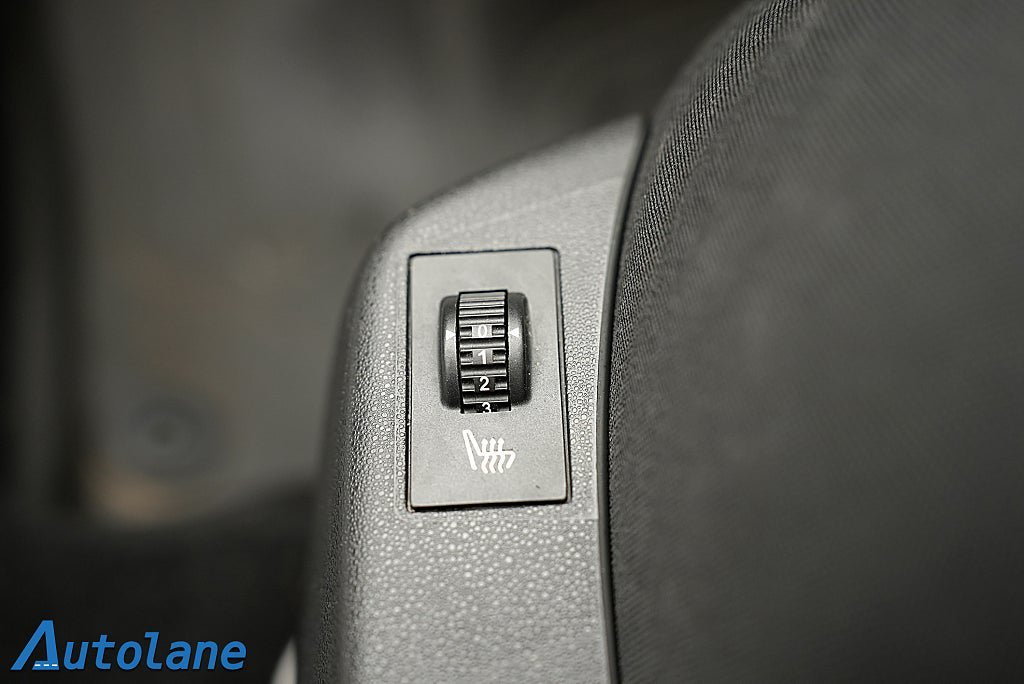 Vehicle Image 28