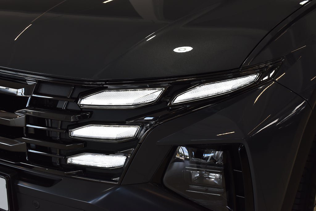 Vehicle Image 21
