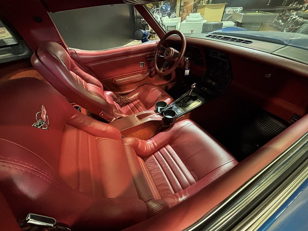 Vehicle Image 12