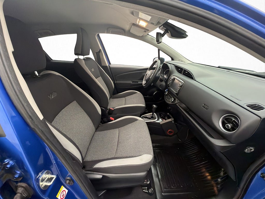 Vehicle Image 28