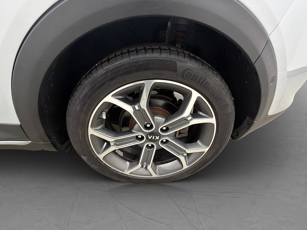 Vehicle Image 33