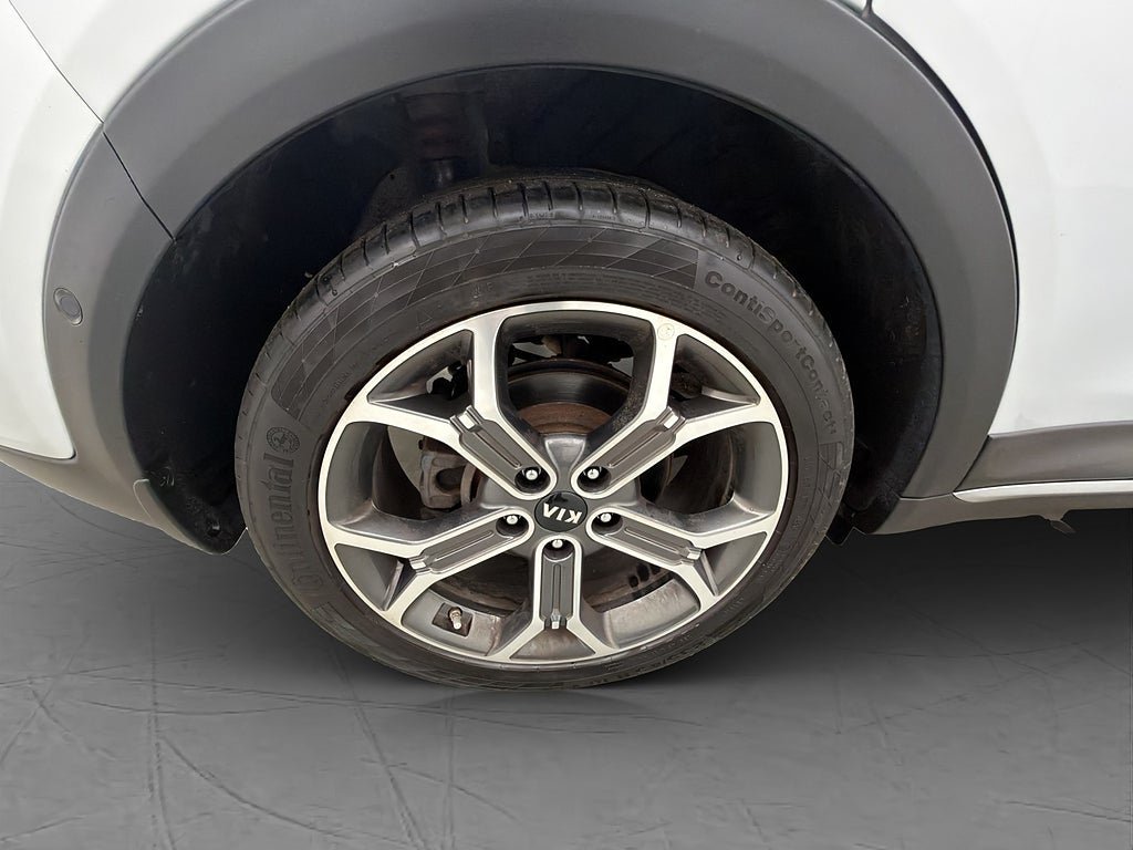 Vehicle Image 36