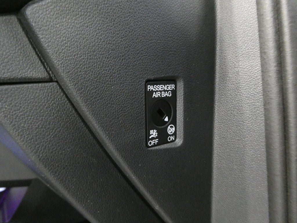 Vehicle Image 19