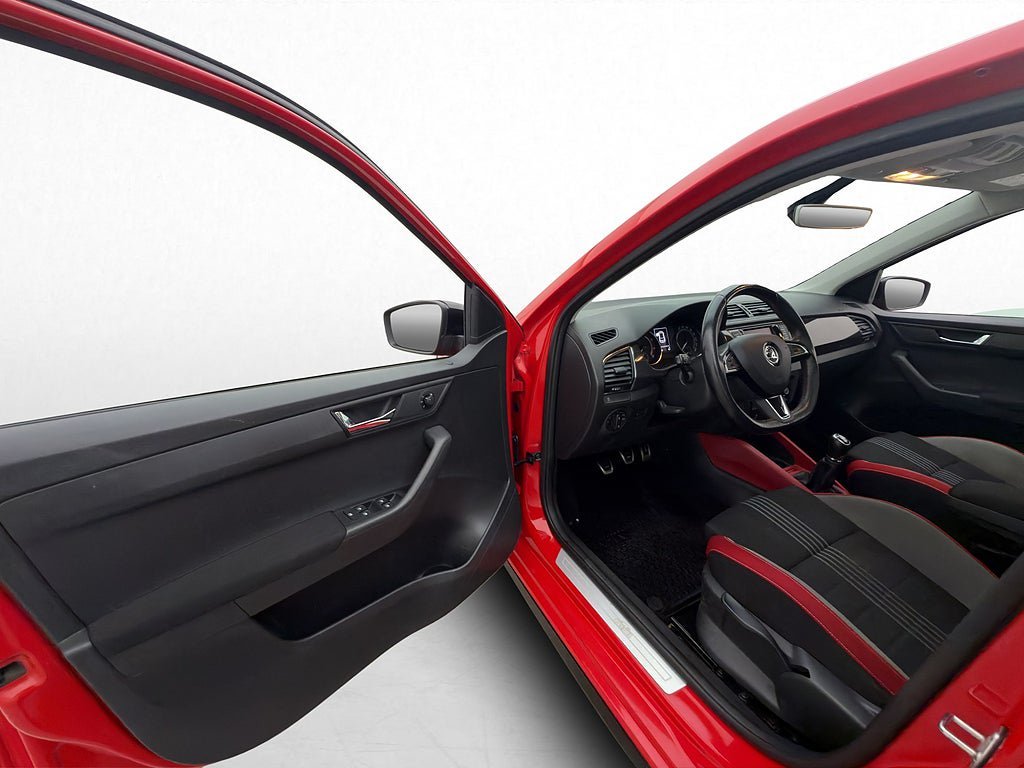 Vehicle Image 10