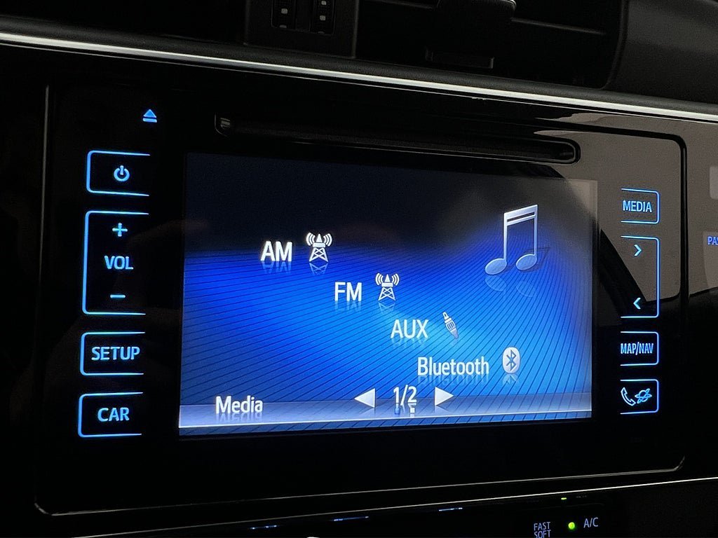 Vehicle Image 20
