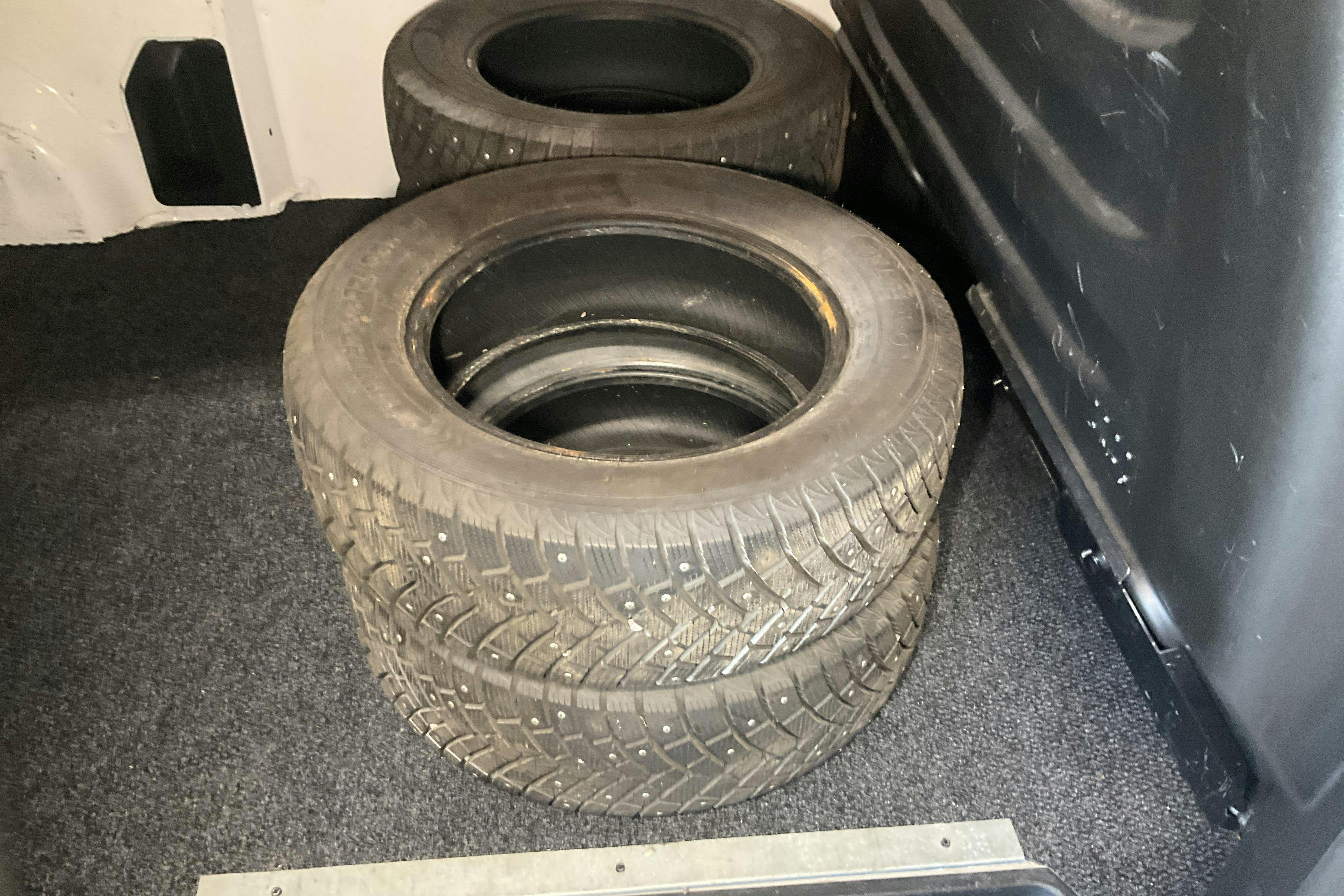 Vehicle Image 14
