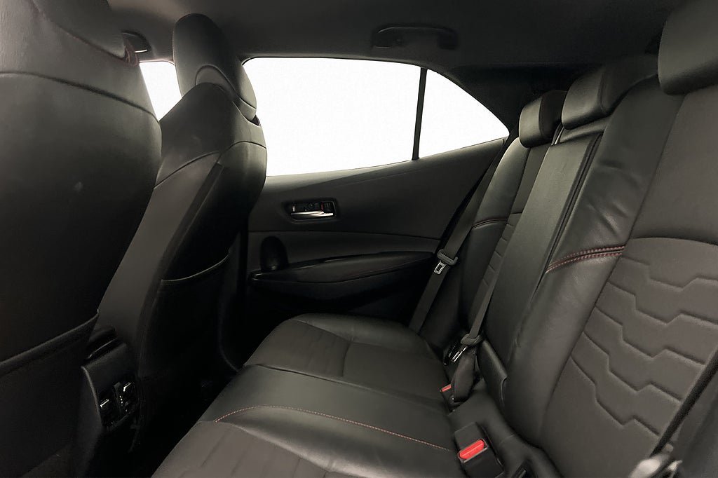 Vehicle Image 23