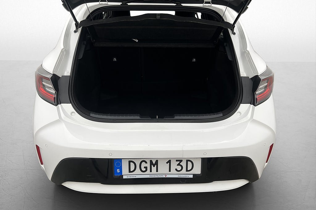 Vehicle Image 24