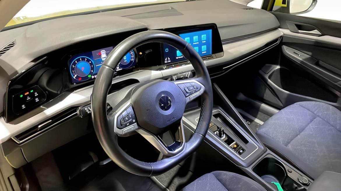 Vehicle Image 7