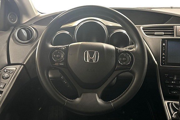 Vehicle Image 17