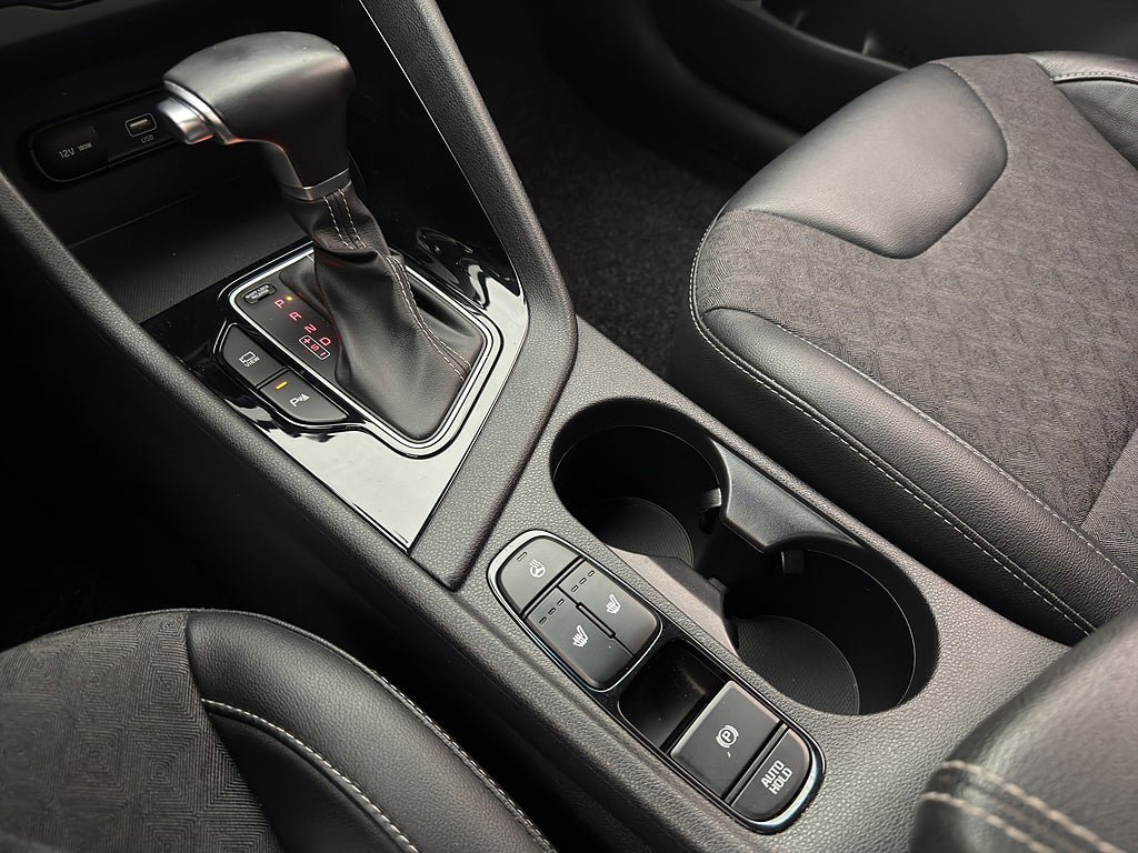 Vehicle Image 27