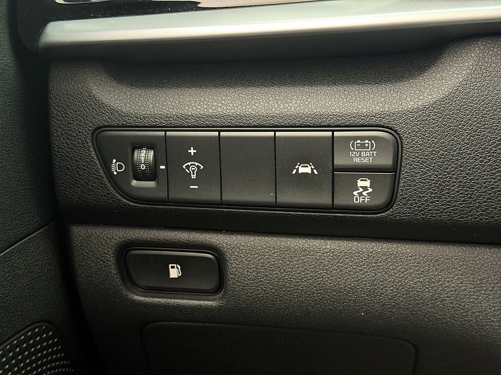 Vehicle Image 28