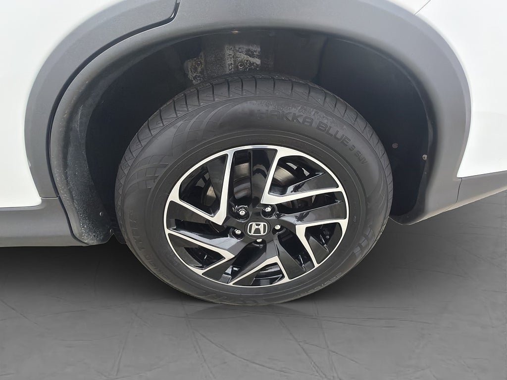 Vehicle Image 30