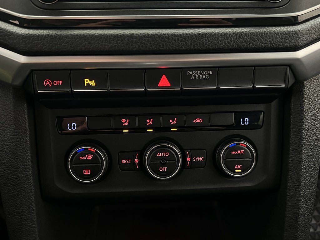 Vehicle Image 27