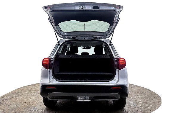 Vehicle Image 8