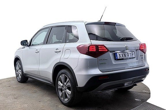 Vehicle Image 9