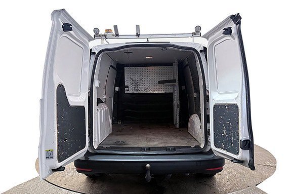 Vehicle Image 8