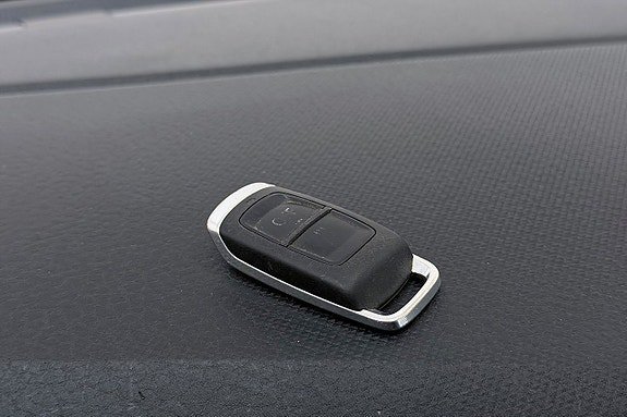 Vehicle Image 24