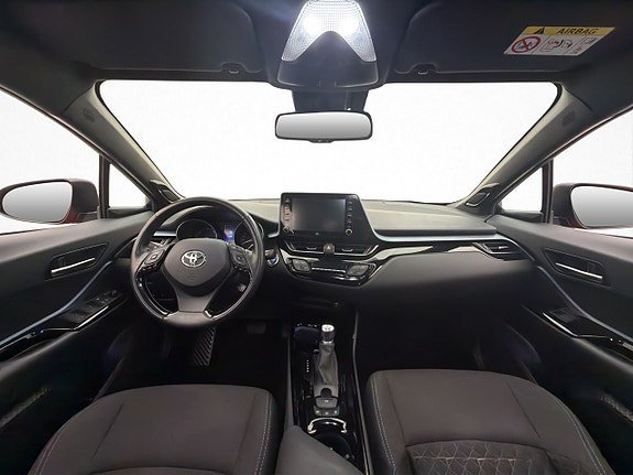 Vehicle Image 10