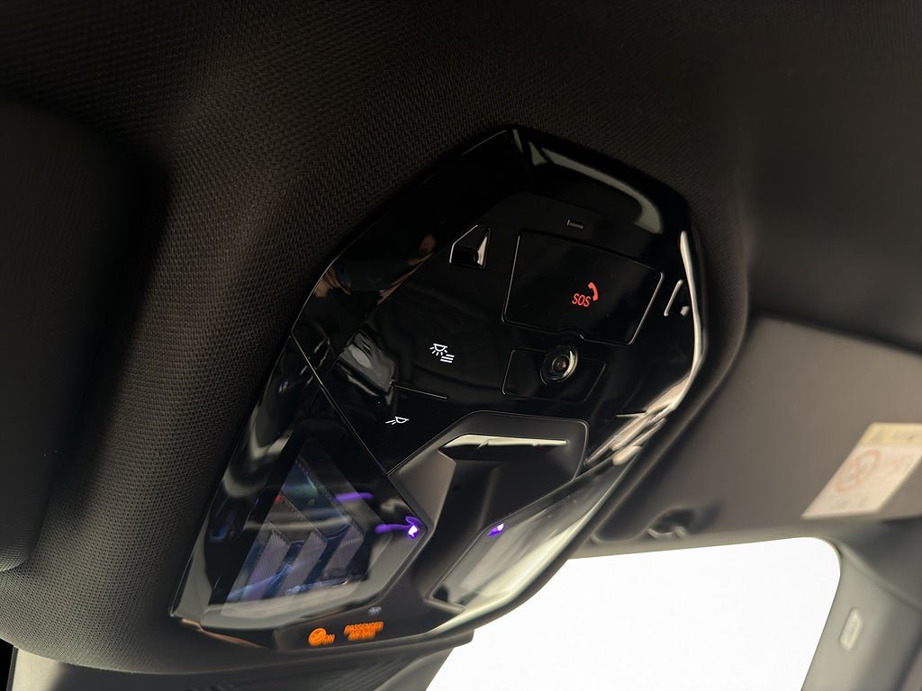 Vehicle Image 37